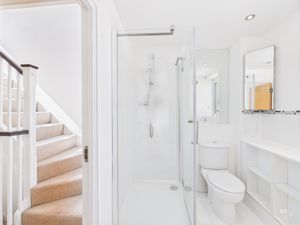 Photo 27- click for photo gallery